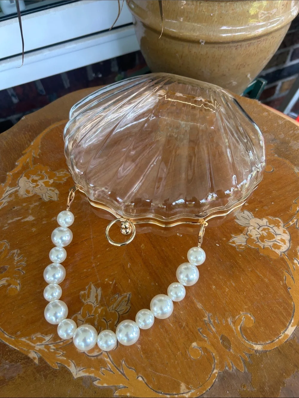Acrylic Fairy Shell Clutch Crossbody